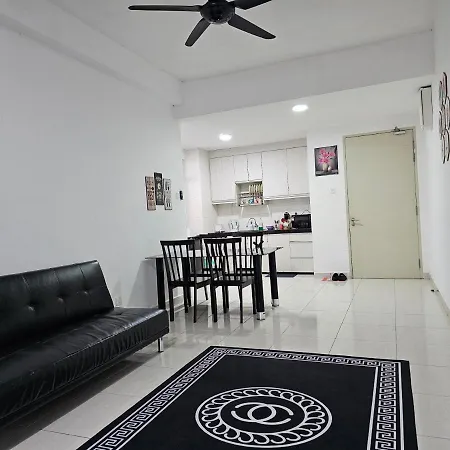 Bsp21 Family Homestay Jenjarum Exterior photo