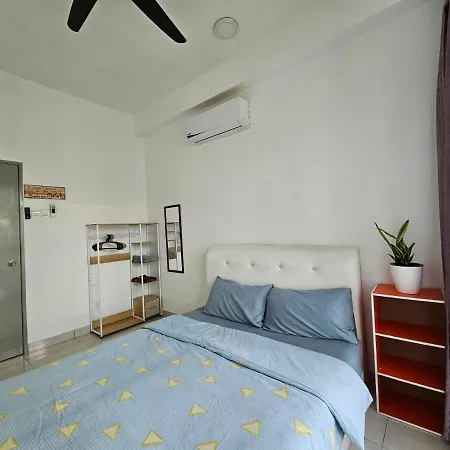 Bsp21 Family Homestay Jenjarum Exterior photo